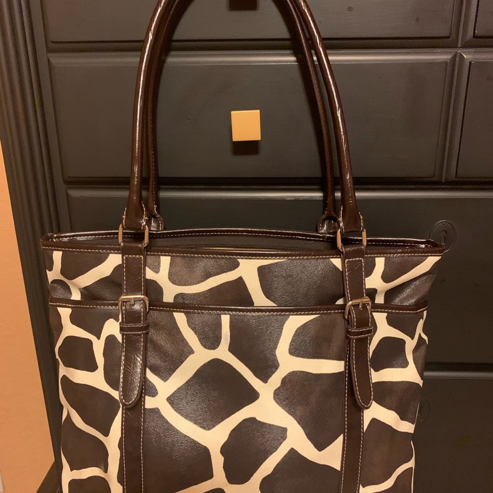 Nine and Co animal print purse EUC